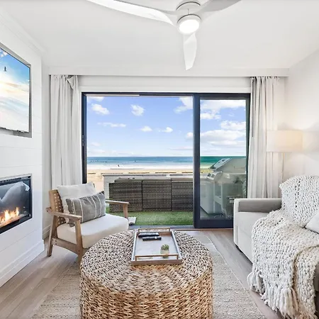 Luxury Ground N Oceanfront Unit With Patio Lounge Villa